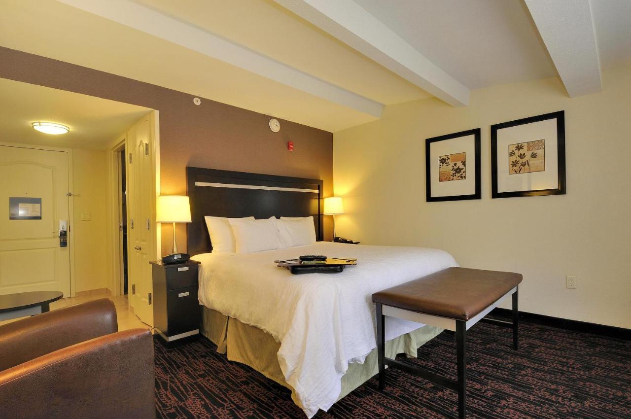 Hampton Inn Jericho - Westbury Esterno foto