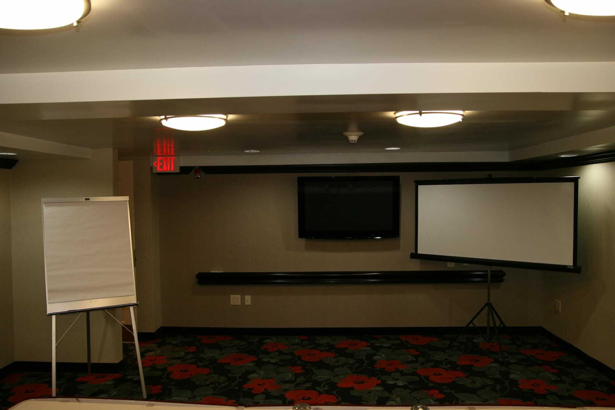 Hampton Inn Jericho - Westbury Servizi foto