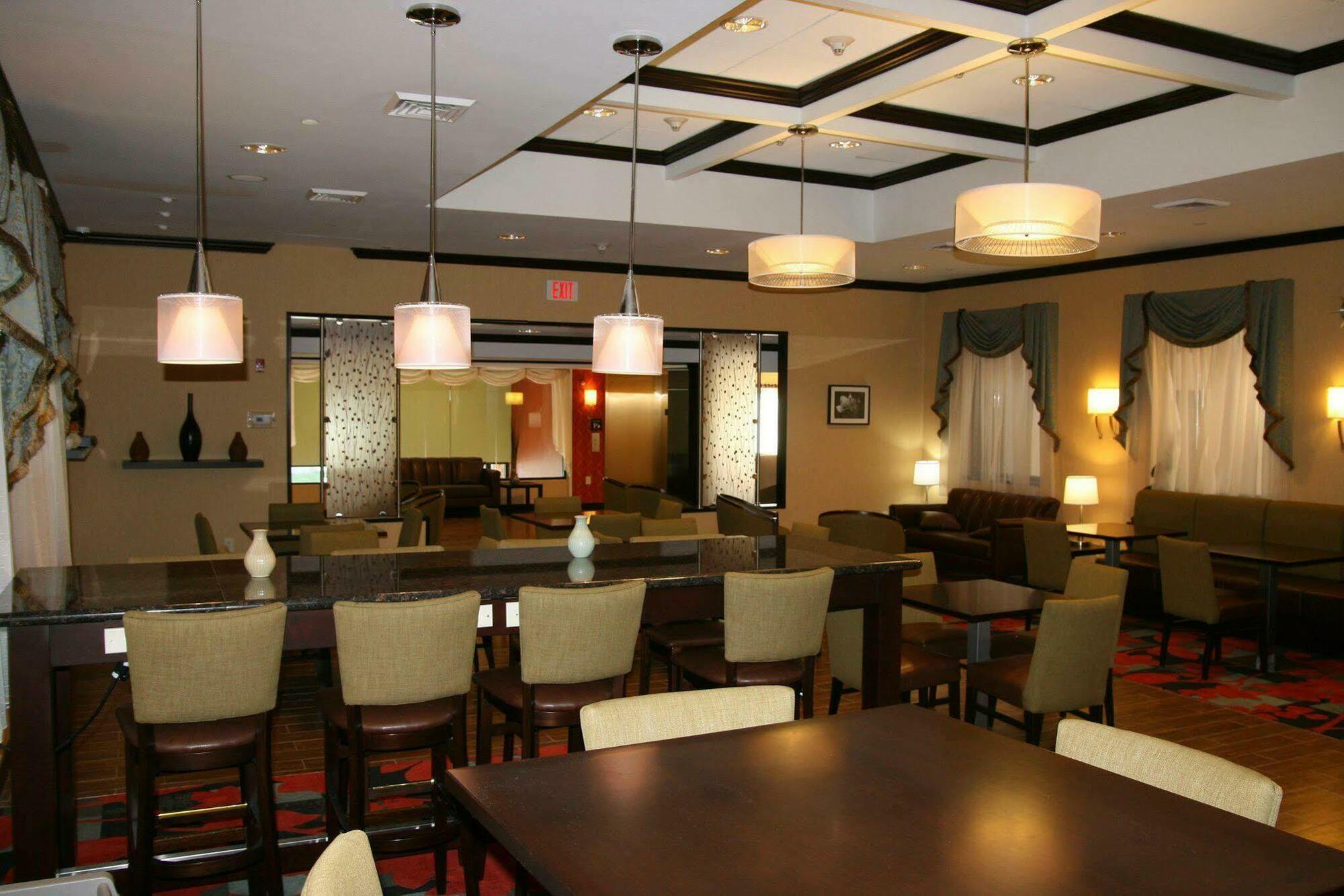Hampton Inn Jericho - Westbury Ristorante foto